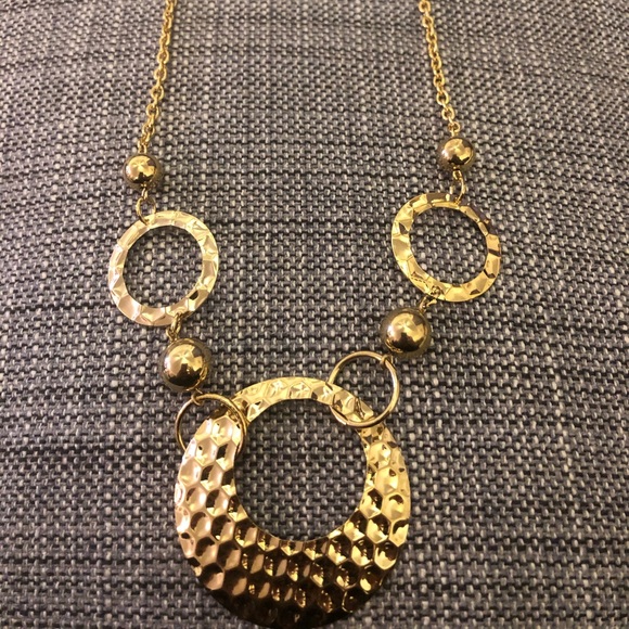 Boho Gold Hammered Circle Statement Necklace Festival Coastal Pendant Maxi AVON - Picture 1 of 4